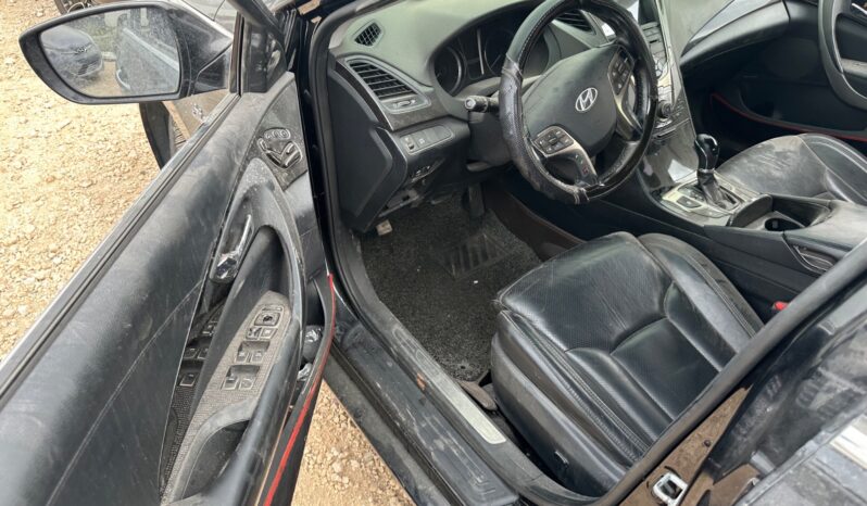 
								 مستعمل هيونداي – Hyundai ازيرا – Azera ممتلئ									