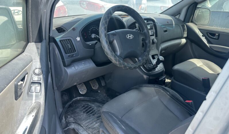 
								 مستعمل هيونداي – Hyundai فان – H1 ممتلئ									
