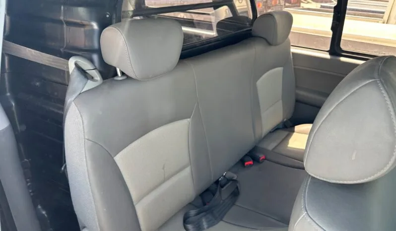 
								 مستعمل هيونداي – Hyundai فان – H1 ممتلئ									