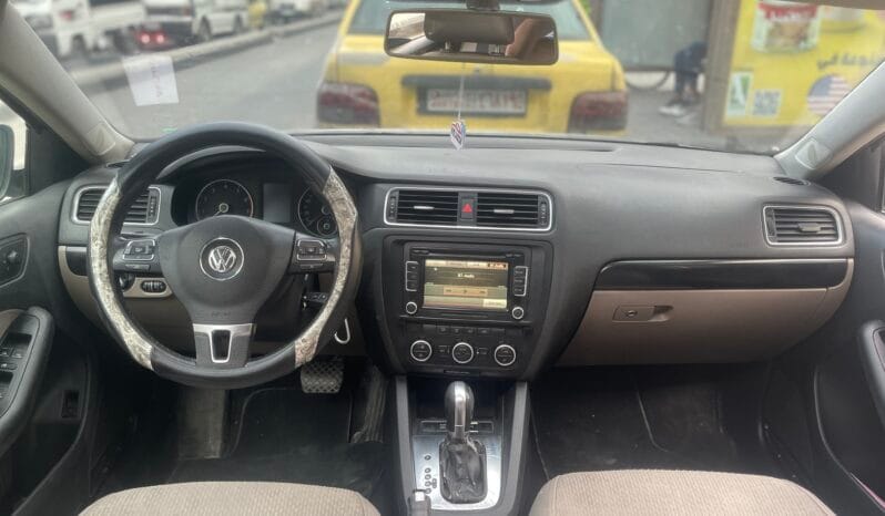 
								 فولكس فاكن – Volkswagen جيتا – Jetta ممتلئ									