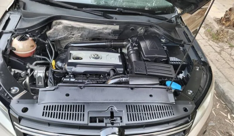 
								 فولكس فاكن – Volkswagen تيغ وان – Tiguan ممتلئ									