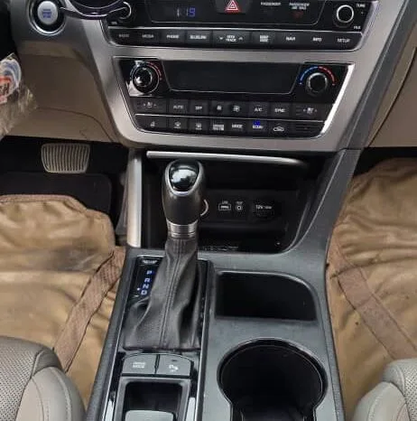 
								 هيونداي – Hyundai سوناتا – Sonata ممتلئ									