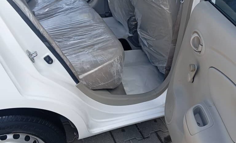 
								 نيسان – Nissan Sunny ممتلئ									