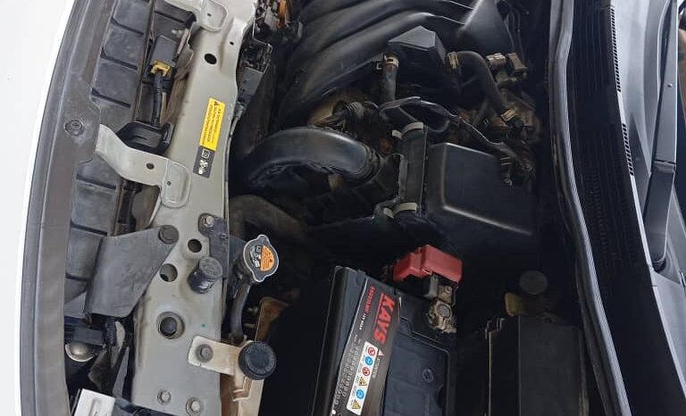 
								 نيسان – Nissan Sunny ممتلئ									