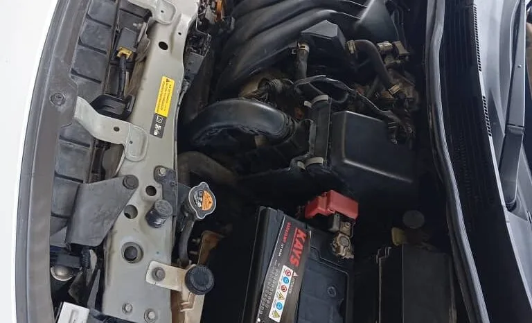 
								 نيسان – Nissan Sunny ممتلئ									