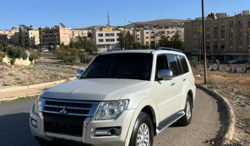 
								 ميتسوبيشي – Mitsubishi Pajero ممتلئ									