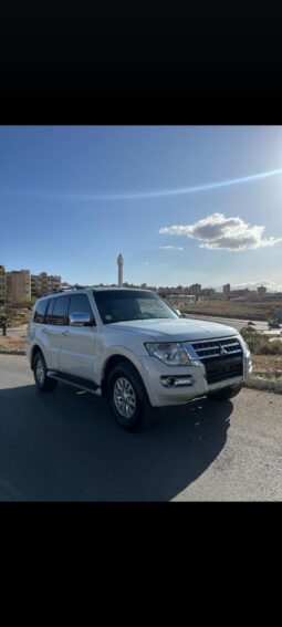 
										 ميتسوبيشي – Mitsubishi Pajero ممتلئ									