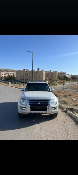
										 ميتسوبيشي – Mitsubishi Pajero ممتلئ									