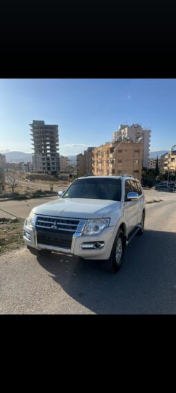 
										 ميتسوبيشي – Mitsubishi Pajero ممتلئ									