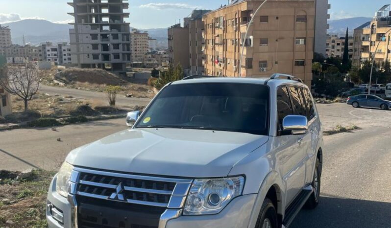 
								 ميتسوبيشي – Mitsubishi Pajero ممتلئ									