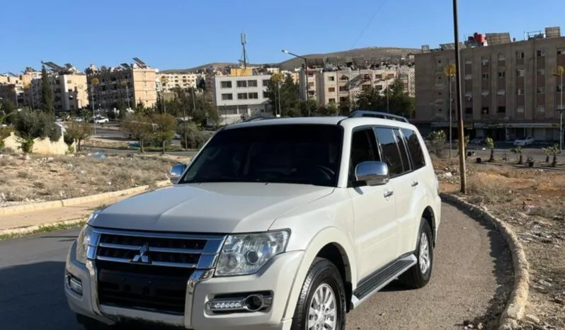 
								 ميتسوبيشي – Mitsubishi Pajero ممتلئ									
