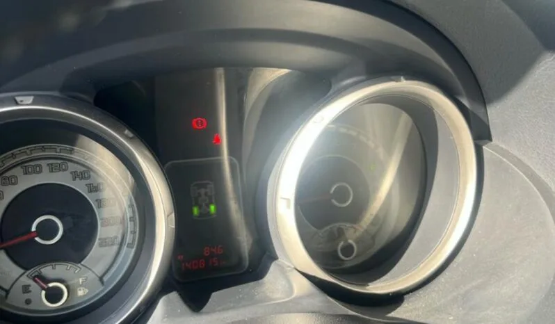 
								 ميتسوبيشي – Mitsubishi Pajero ممتلئ									
