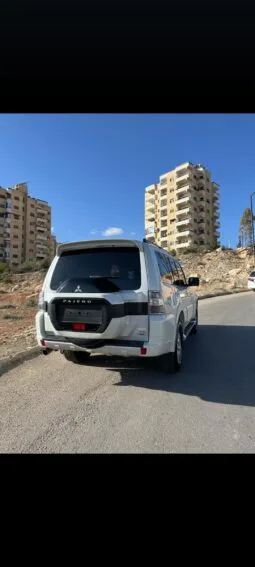 
										 ميتسوبيشي – Mitsubishi Pajero ممتلئ									