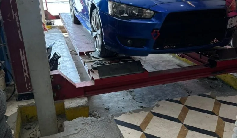 
								 ميتسوبيشي – Mitsubishi لانسر – Lancer ممتلئ									