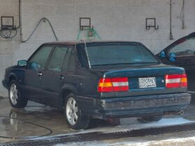 فولفو – Volvo V40