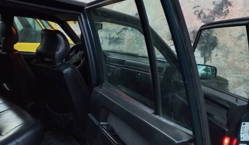 
								 فولفو – Volvo V40 ممتلئ									