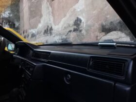 فولفو – Volvo V40