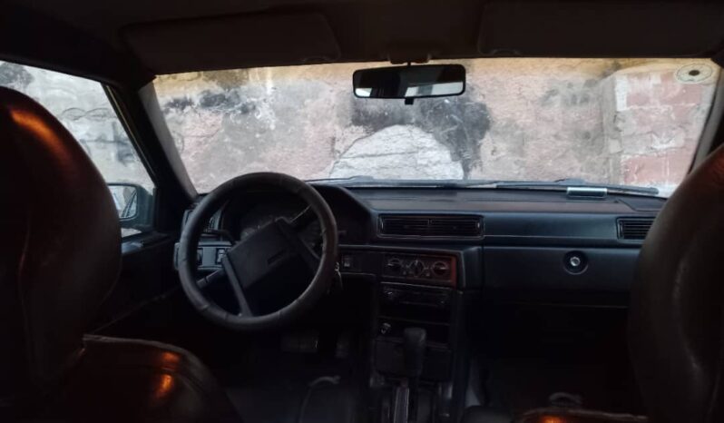 
								 فولفو – Volvo V40 ممتلئ									