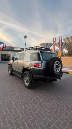 
										 تويوتا – Toyota FJ ممتلئ									