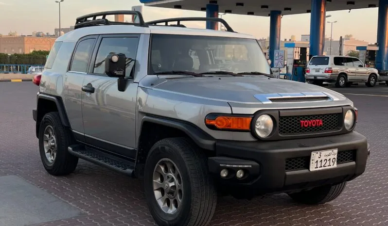 
								 تويوتا – Toyota FJ ممتلئ									