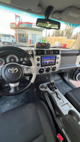 
										 تويوتا – Toyota FJ ممتلئ									