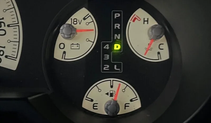 
								 تويوتا – Toyota FJ ممتلئ									