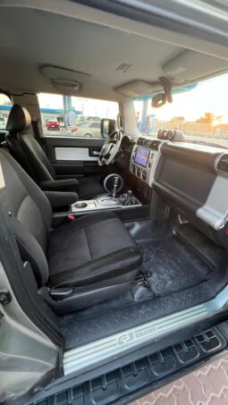 
										 تويوتا – Toyota FJ ممتلئ									