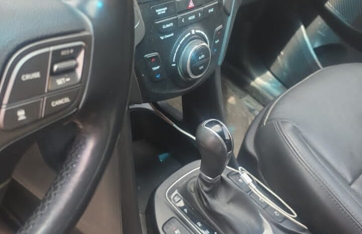 
								 هيونداي – Hyundai سانتافيه – Santafe ممتلئ									