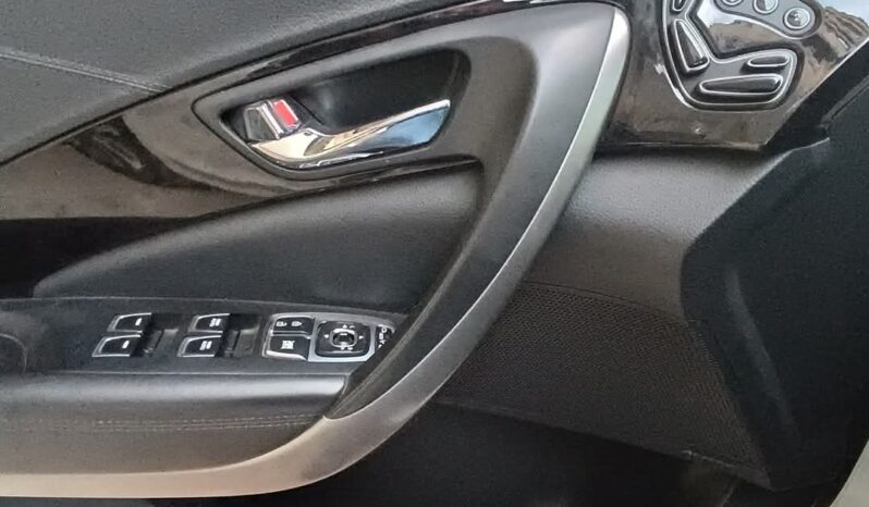 
								 هيونداي – Hyundai ازيرا – Azera ممتلئ									
