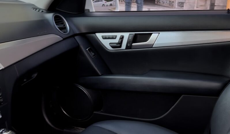 
								 مرسيدس بينز – Mercedes benz C 200 ممتلئ									
