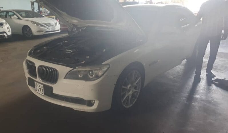 
								 بي ام دابيليو – BMW 750 ممتلئ									