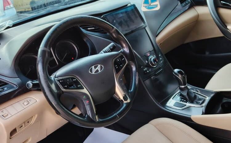 
								 هيونداي – Hyundai ازيرا – Azera ممتلئ									