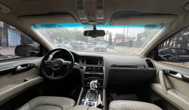 
								 اودي – Audi Q7 ممتلئ									