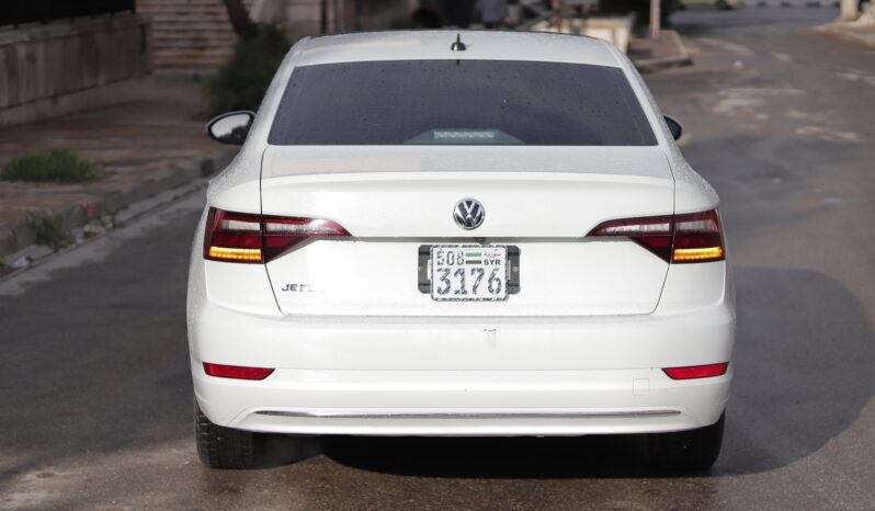 
								 فولكس فاكن – Volkswagen جيتا – Jetta ممتلئ									