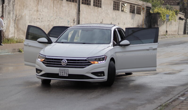 
								 فولكس فاكن – Volkswagen جيتا – Jetta ممتلئ									