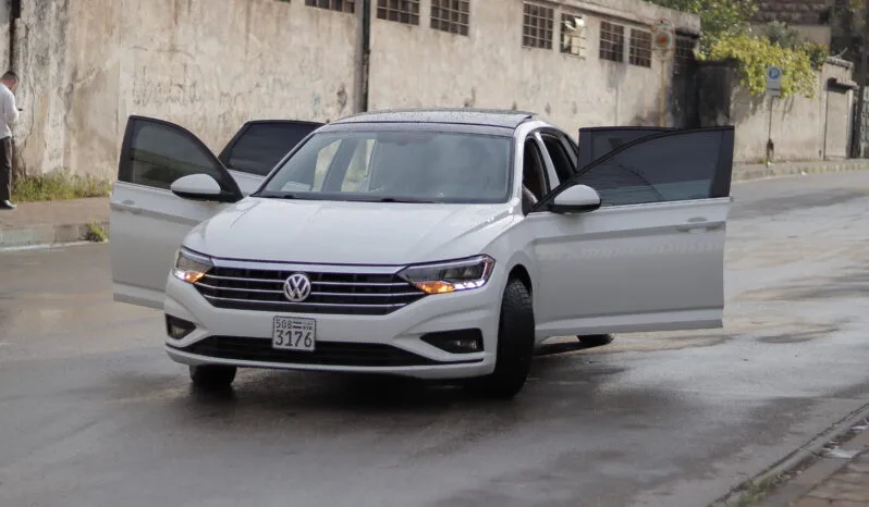 
								 فولكس فاكن – Volkswagen جيتا – Jetta ممتلئ									
