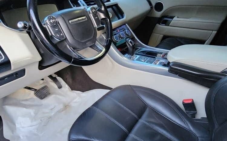 
								 لاند روفر – Land Rover سبورت – Range Rover Sport ممتلئ									