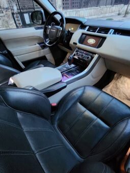 
										 لاند روفر – Land Rover سبورت – Range Rover Sport ممتلئ									