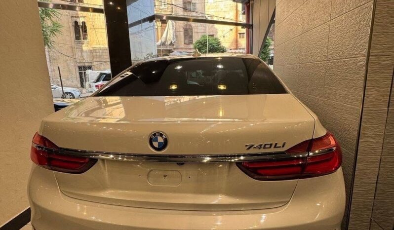 
								 بي ام دابيليو – BMW i740 ممتلئ									