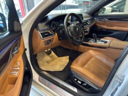 
										 بي ام دابيليو – BMW i740 ممتلئ									