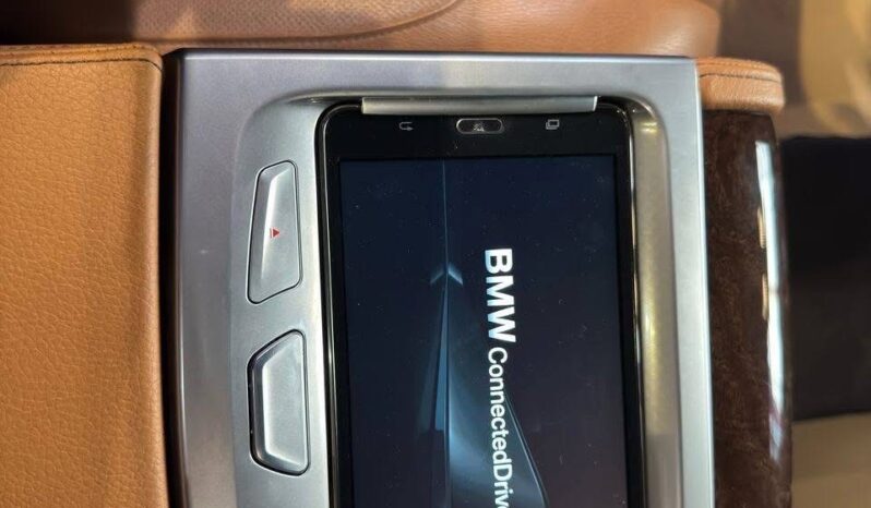 
								 بي ام دابيليو – BMW i740 ممتلئ									