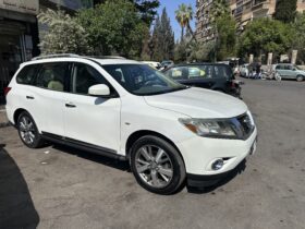نيسان – Nissan باثفايندر-Pathfinder