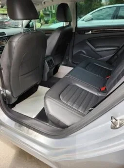 
										 فولكس فاكن – Volkswagen باسات – Passat ممتلئ									
