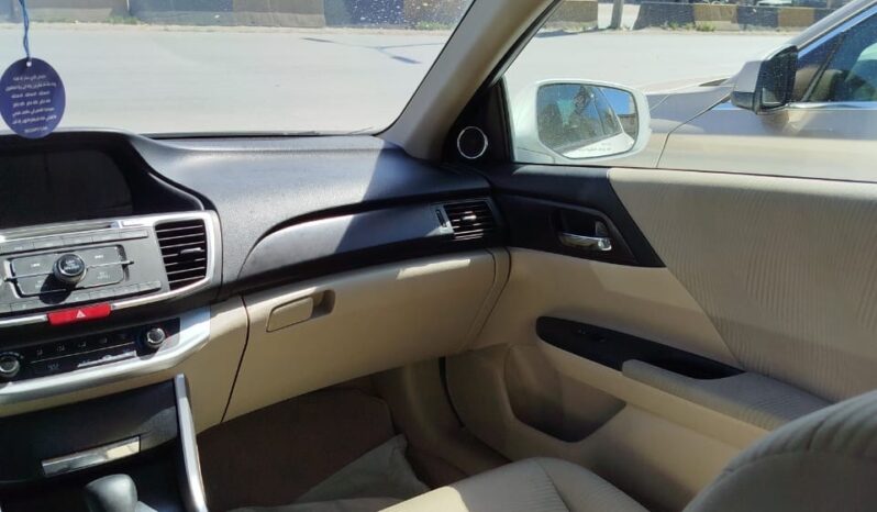 
								 هوندا – Honda اكورد – Accord ممتلئ									