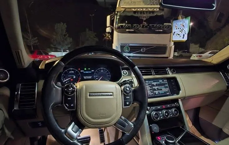 
								 لاند روفر – Land Rover رانج روفر – Range Rover ممتلئ									