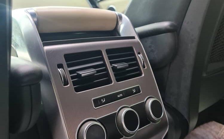 
								 لاند روفر – Land Rover سبورت – Range Rover Sport ممتلئ									