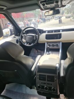 
										 لاند روفر – Land Rover سبورت – Range Rover Sport ممتلئ									
