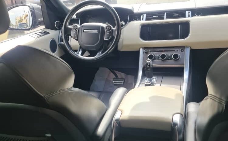 
								 لاند روفر – Land Rover سبورت – Range Rover Sport ممتلئ									
