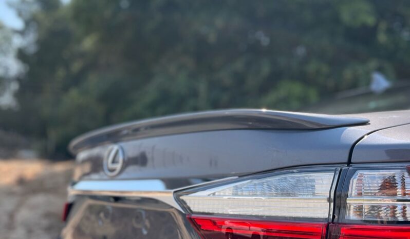 
								 ليكسوس – Lexus Series ES ممتلئ									
