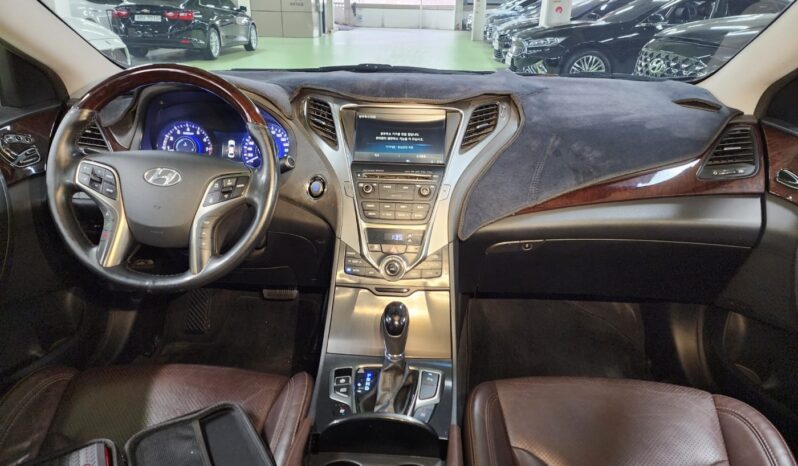 
								 هيونداي – Hyundai ازيرا – Azera ممتلئ									